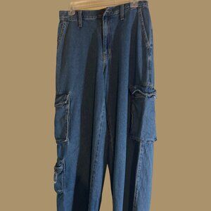 Supper Cute, Baggy Demin by Universal Threads, Size 8